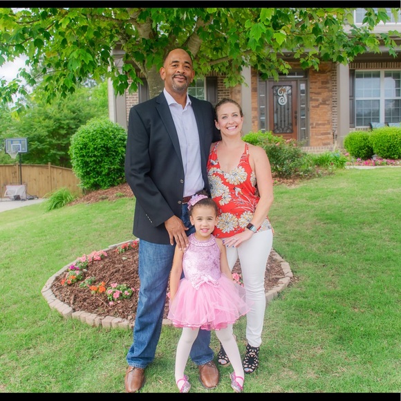 Lauren Turner - Picture 3 of 7